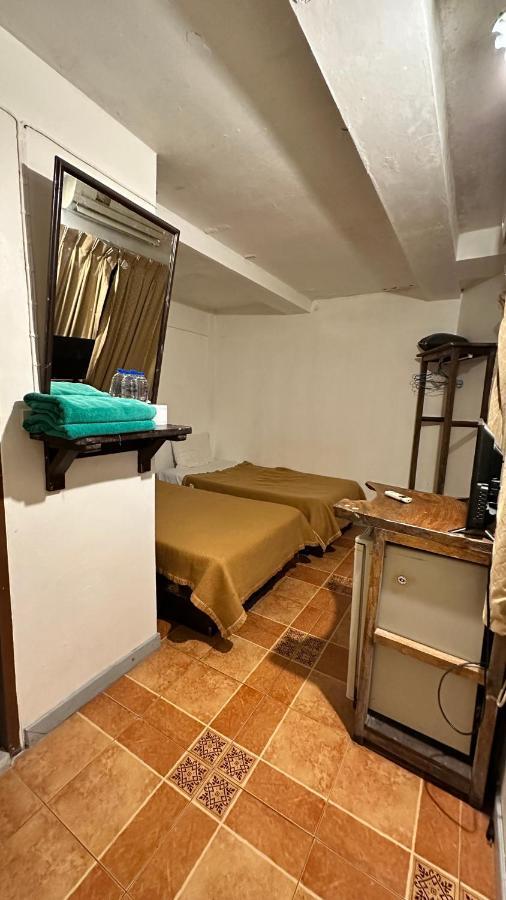 Relax Guest House Patong Exterior photo